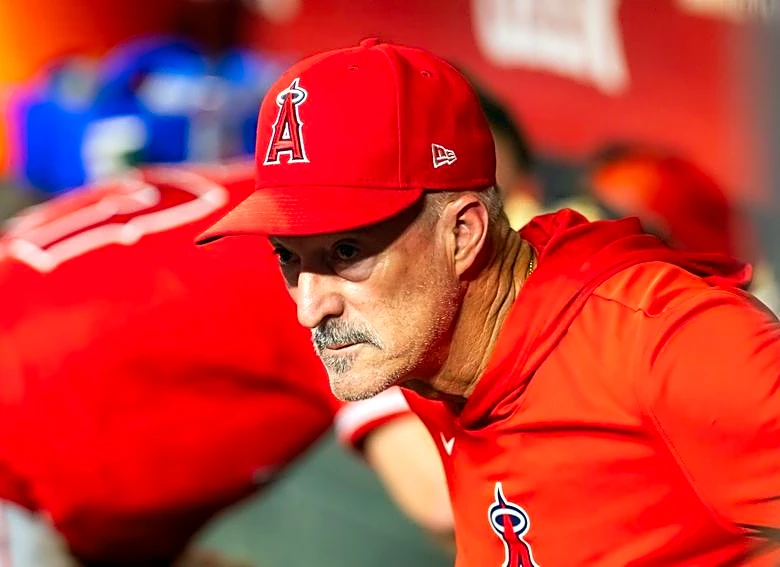 Woeful Angels fire pitching coach Mike Maddux, 2 others from staff