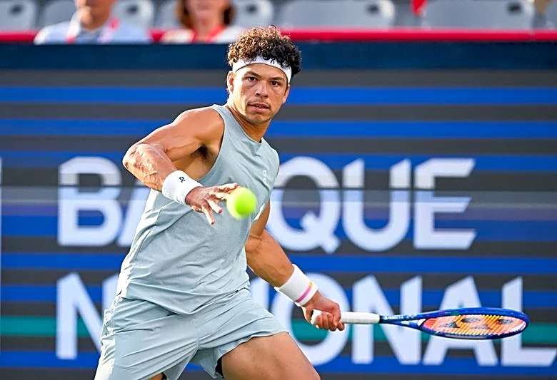 Tennis-Shelton routs Mensik to reach Canadian Open semis