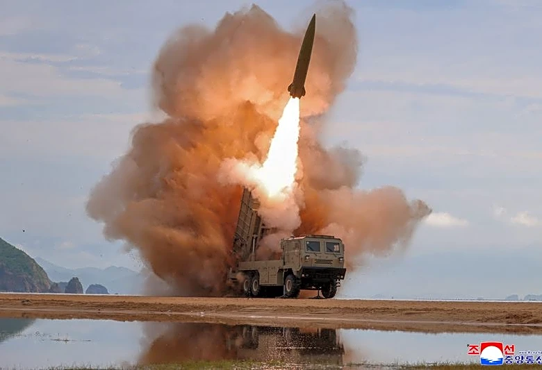North Korea fires missile ahead of major US-South Korea drills