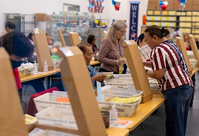 Trump administration again urges US Supreme Court intervention on mail ballots