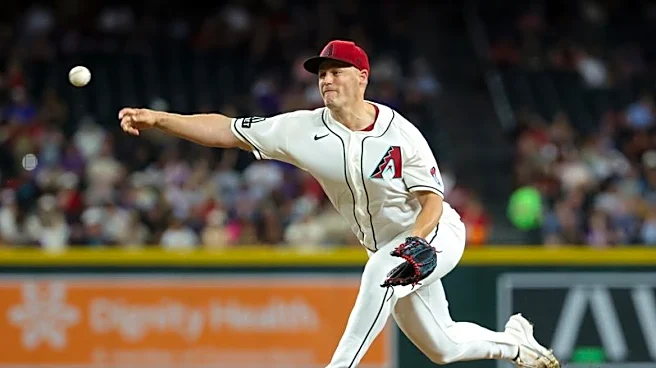 Blue Jays claim RHP Paul Sewald off waivers from D-backs