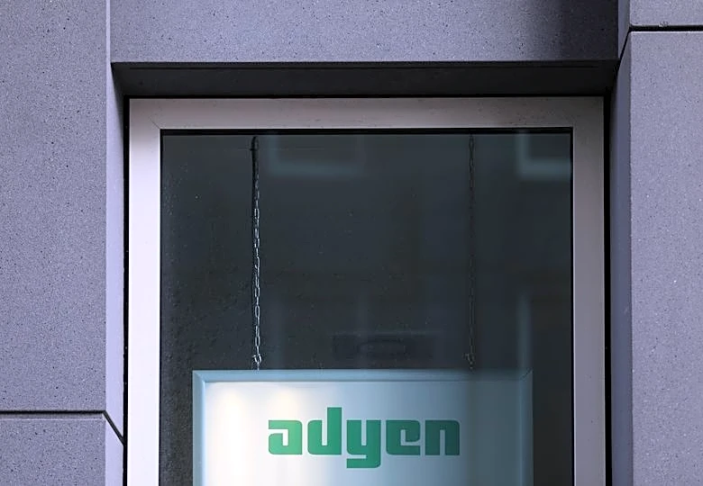Rise of AI shopping pushes merchants to protect loyalty, Adyen says