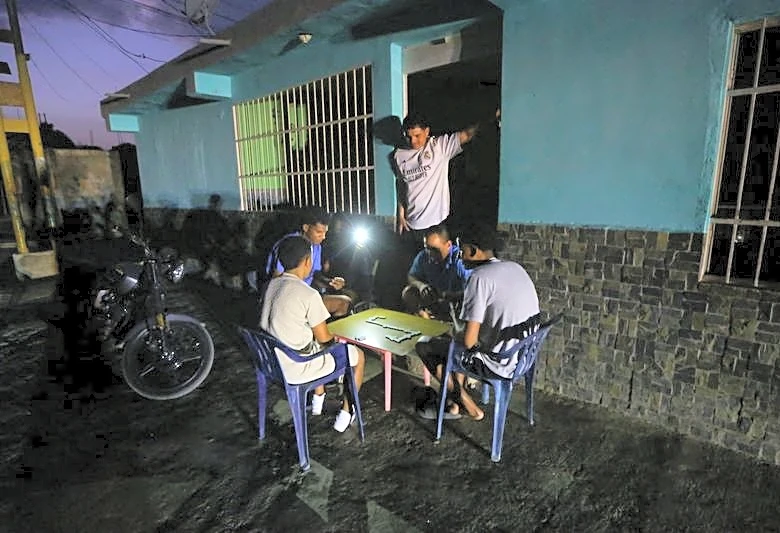 Beaten Venezuelans brace for more severe power, water cuts as El Niño looms