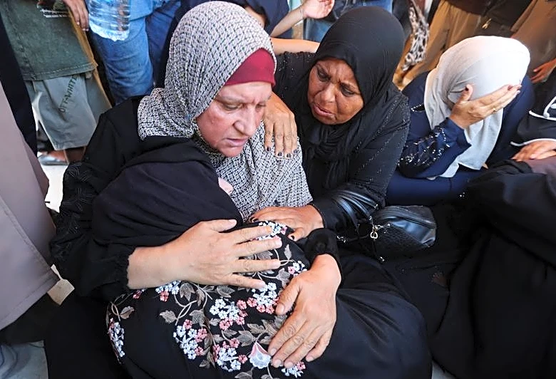 Israeli strikes in Gaza kill two people, first fatalities in more than a week, medics say