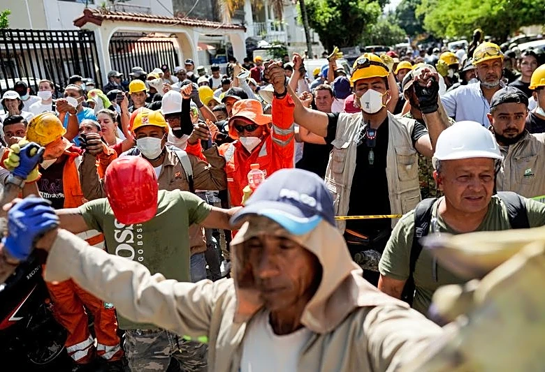 Colombia earthquake response enters grim phase as hope for more survivors fades