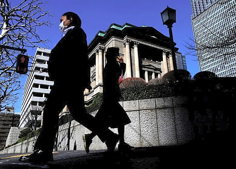 Morning Bid: Yen stuck in twilight zone