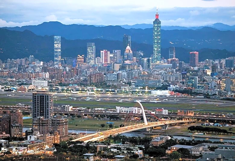 AI boom predicted to drive Taiwan's economy to grow fastest in four decades