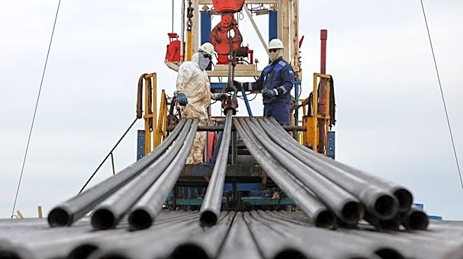 Oil climbs over $1 on tanker attacks, no progrees on peace