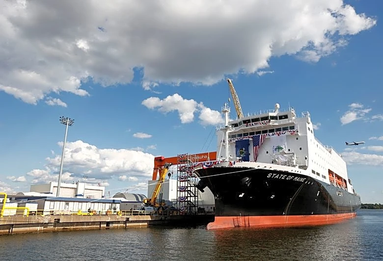 Hanwha, Fincantieri shares rise after Trump opens Navy shipbuilding to foreign yards