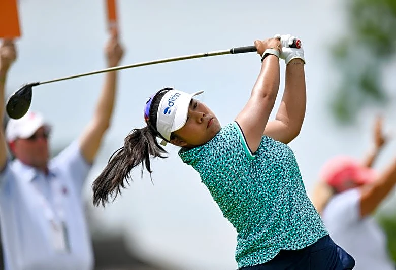 Hot-putting Arpichaya Yubol nabs lead at Standard Portland Classic