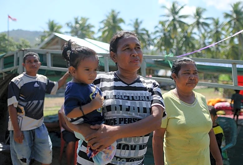 Search for Indonesia quake victims underway on Independence Day