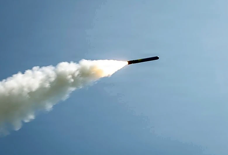 US awards Raytheon $22.9 billion seven-year deal to boost Tomahawk output