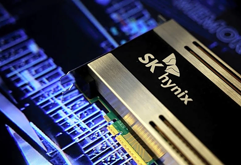SK Hynix workers to get 60% of this year's bonuses in stock rather than all cash