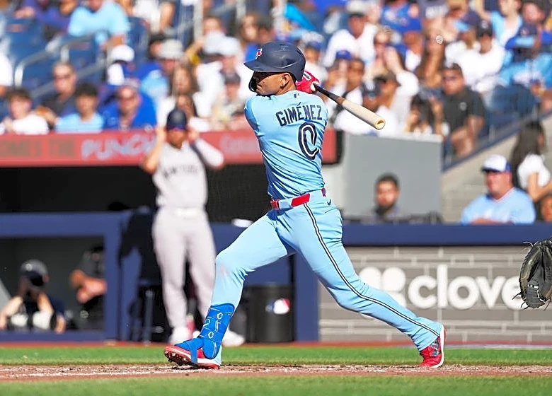 Blue Jays' Andres Gimenez (hamstring) exits game vs. Rays