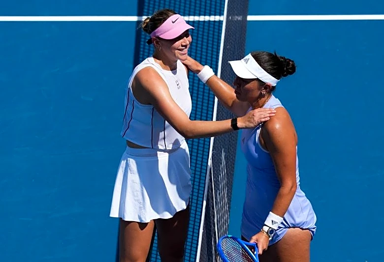 Tennis-Pegula sets up Swiatek showdown, M&M's help Cobolli move on