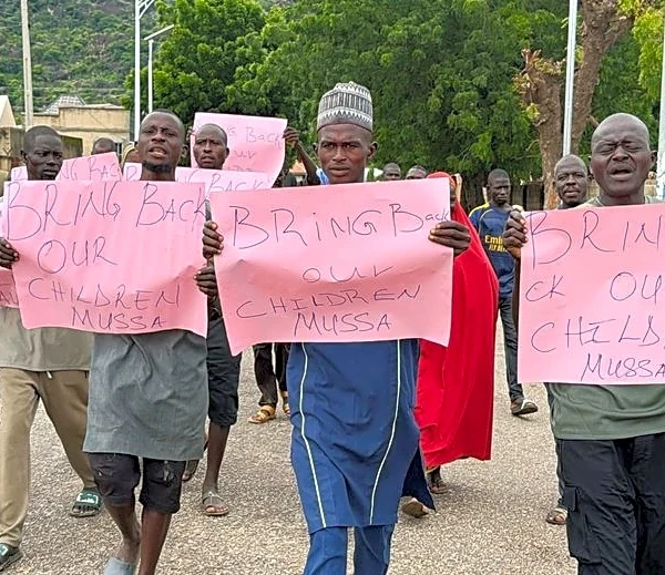 Families protest in Nigeria over children abducted nearly 100 days ago