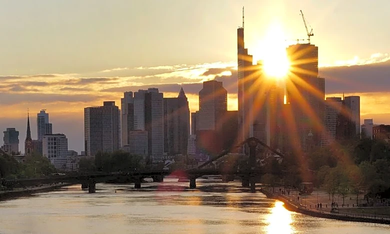 Euro zone business activity growing at fastest pace since November, PMIs show