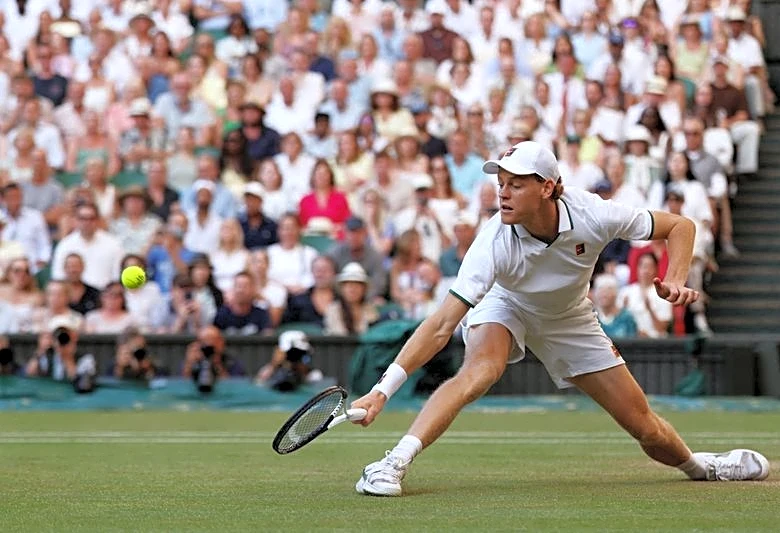 Tennis-Sinner withdraws from US open due to knee injury