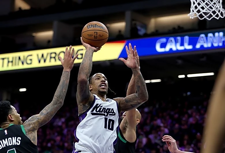 Reports: Nuggets add 6-time All-Star DeMar DeRozan