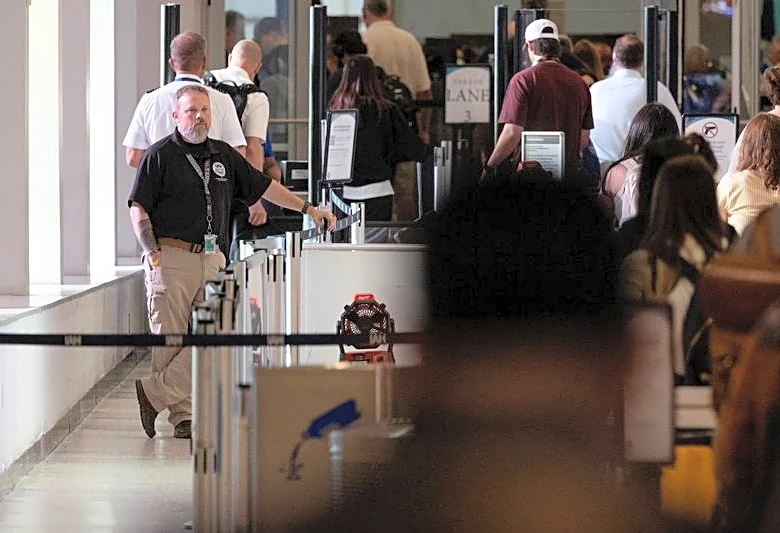 Texas seeks federal probe of airport washing facilities, Muslim group denounces move
