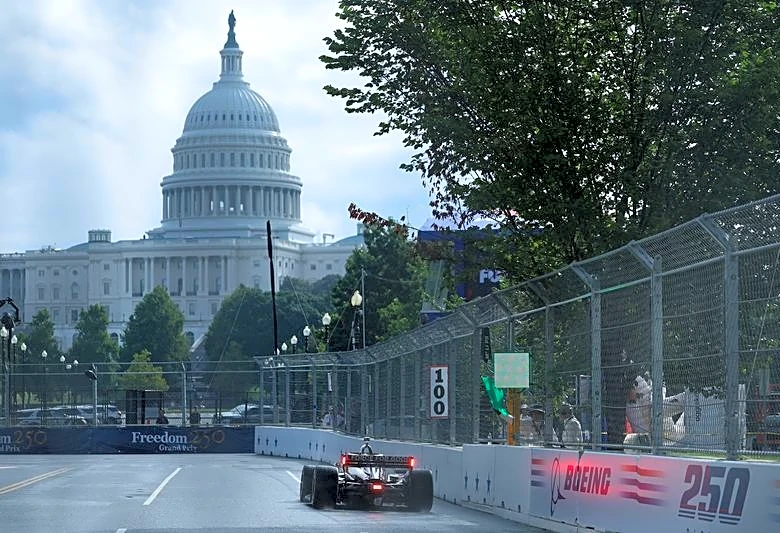 Motor racing- Palou claims seventh IndyCar pole of season in Washington