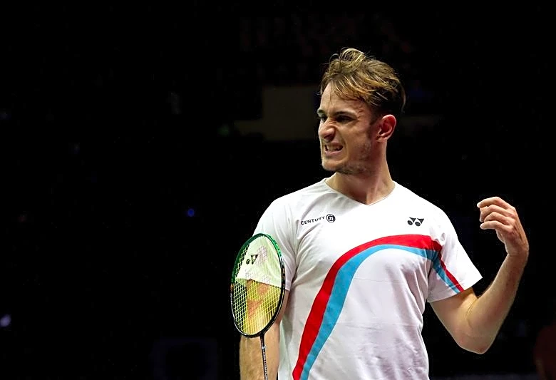 Badminton-Lanier crushes Naraoka to become first Frenchman to win singles world title