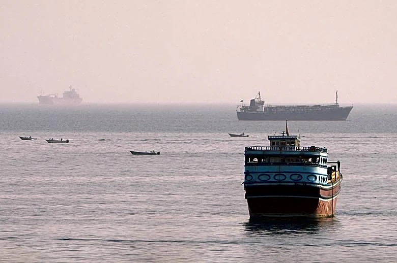 Oil falls ahead of US announcement on new Iran sanctions
