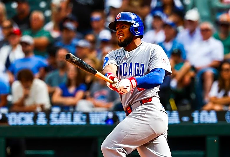 MLB roundup: Ian Happ, Pedro Ramirez slam Cubs past Mariners