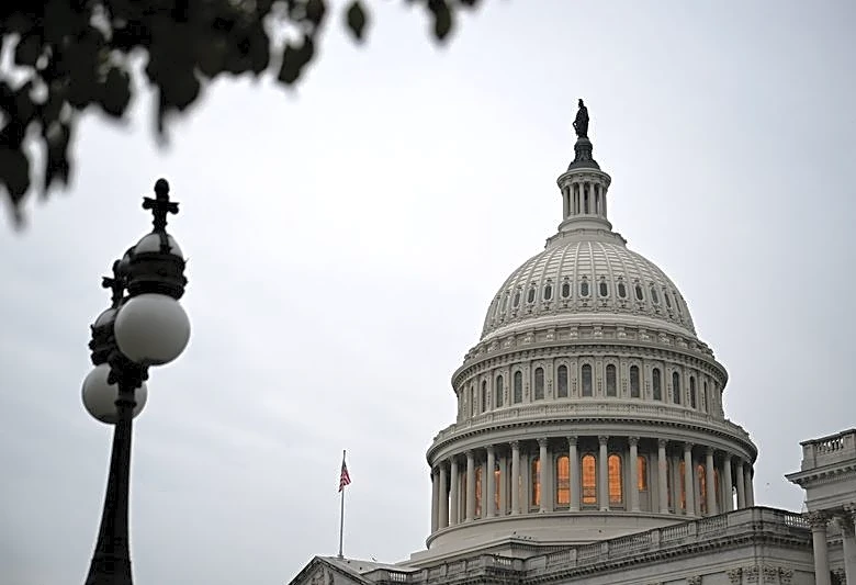 Coinbase-backed crypto advocacy group endorses 32 US midterm candidates