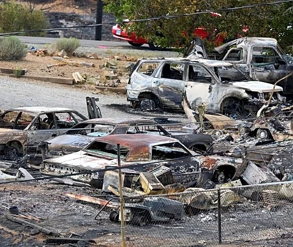 Fire crews gain ground on destructive blaze raging near Reno, Nevada