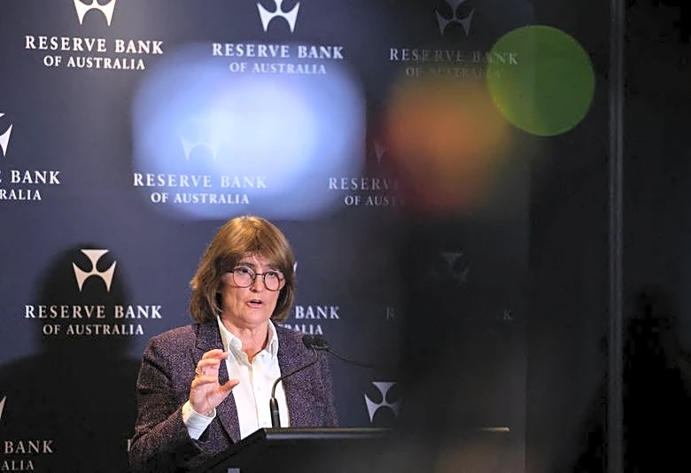 Australia central bank debated rate hike in August, with board divided