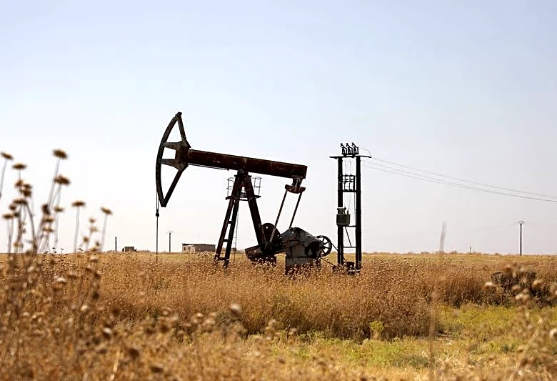 Trading Day: Oil, yields slide