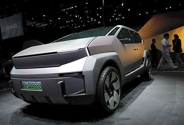 Hyundai lifts margin target, expands US hybrid lineup