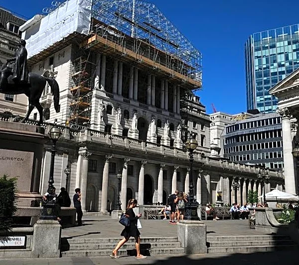 Investors' expectations for next Bank of England rate hike drift into 2027