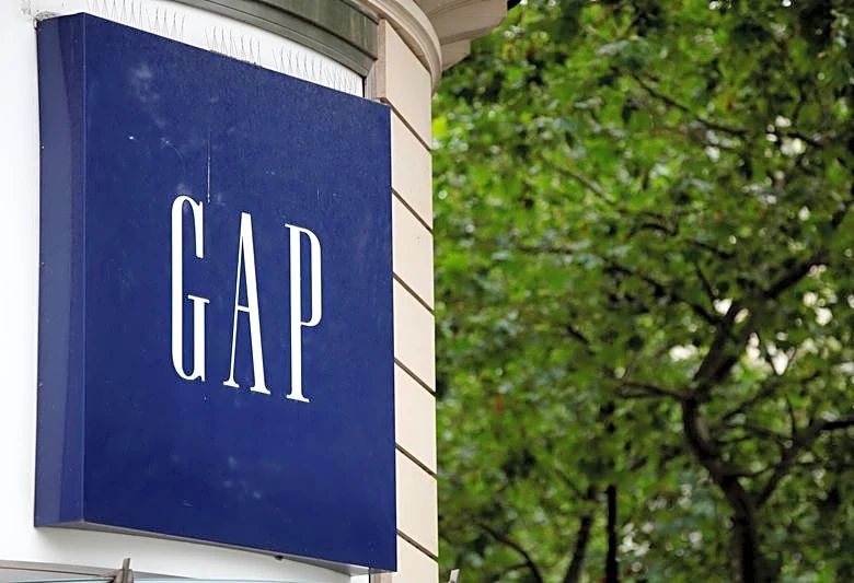 Gap lifts annual profit forecast on strength of namesake brand