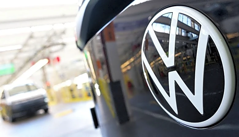 Explainer-Can Volkswagen sidestep board opposition to push through its overhaul?