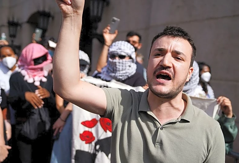Judge deals blow to Trump moves to deport pro-Palestinian activists