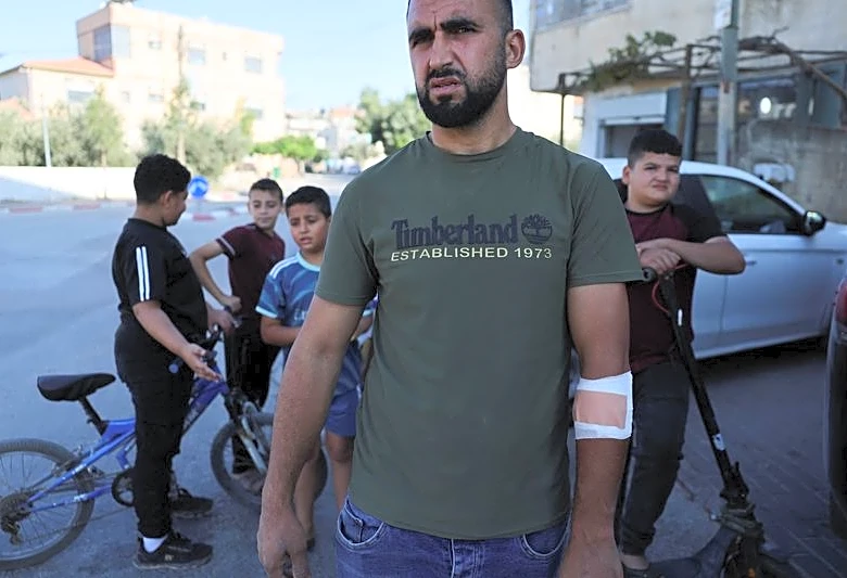 Israeli settlers stage new attack on home in West Bank's Qusra, witnesses say
