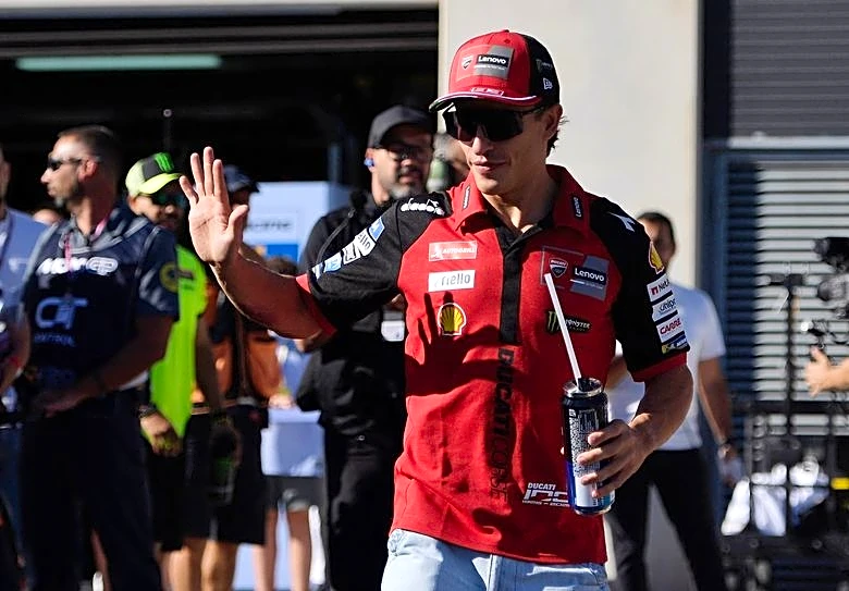 Motorcycling-Ducati's Marquez completes Aragon sweep to cut Martin's title lead