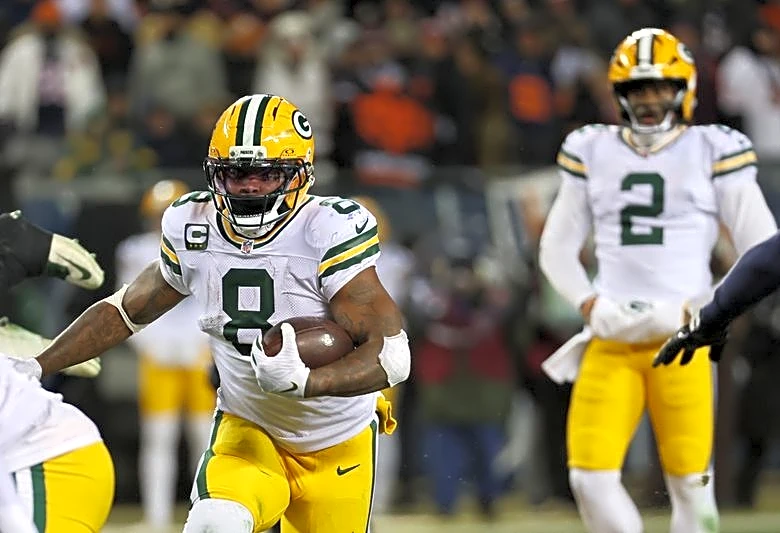 Report: Packers RB Josh Jacobs placed on Commissioner's Exempt list