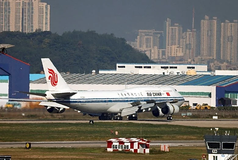 China's three biggest airlines post heavy first-half losses as fuel shock bites