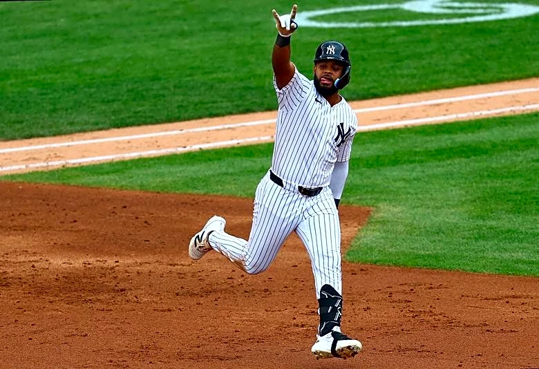 MLB roundup: Yankees pound rival Red Sox 16-1 to take season series