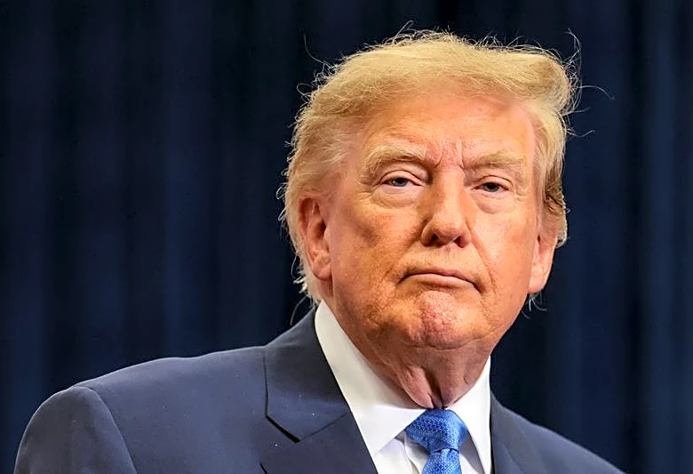 Trump to host oil executives after accusing refiners of gouging consumers