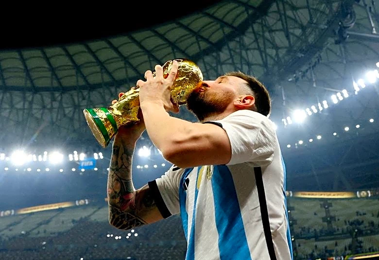 Soccer-No fairytale ending, but Messi leaves defining legacy for Argentina