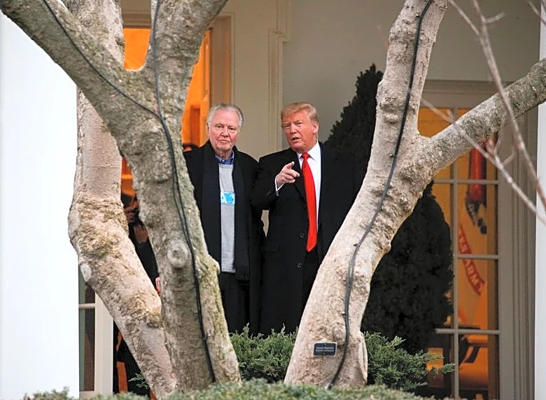 Trump urges Congress to pass tax incentives for entertainment industry