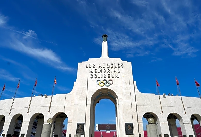 USC calls for 'increased attendance' after thin crowd for opener