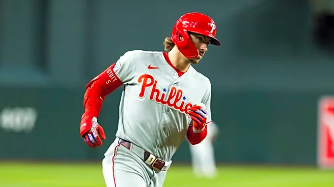 Phillies edge Diamondbacks, remain tied atop NL wild-card race