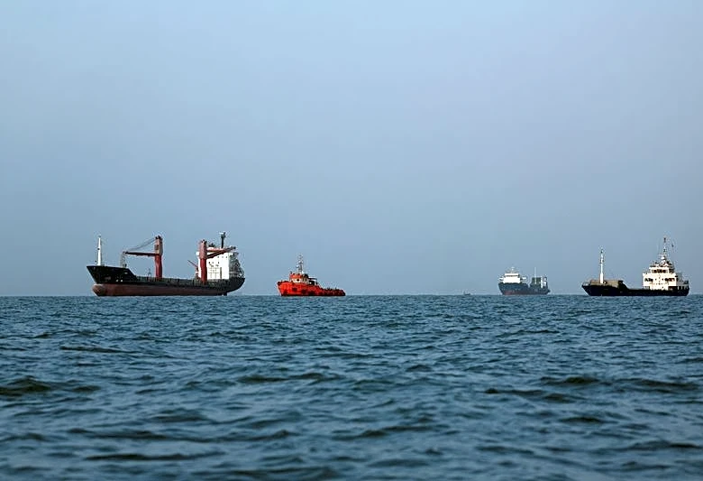 Blockade succeeds where sanctions failed as Iran oil exports stall