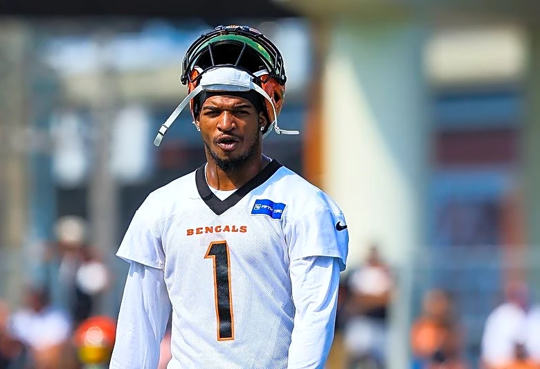 Bengals WRs Ja'Marr Chase (knee), Tee Higgins (heel) limited this week