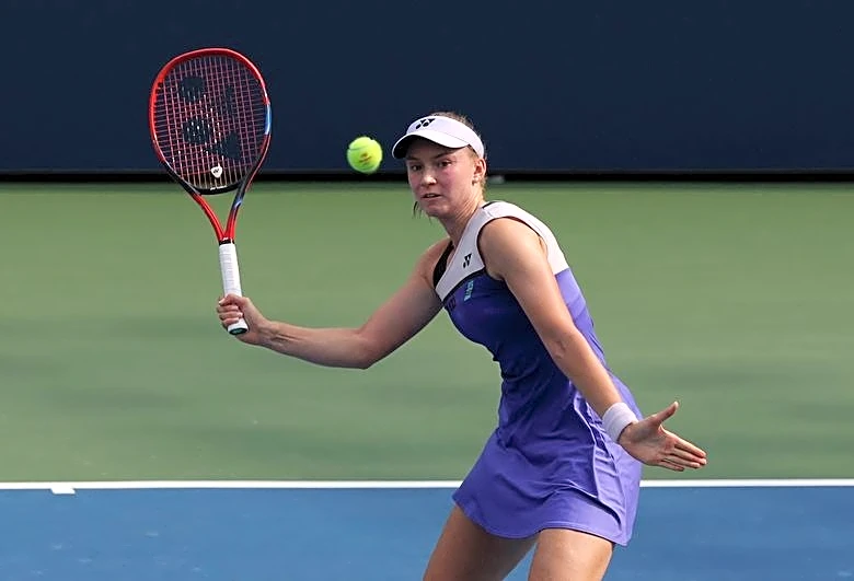 Tennis-Rybakina quiets injury concerns with first-round win over Frodin